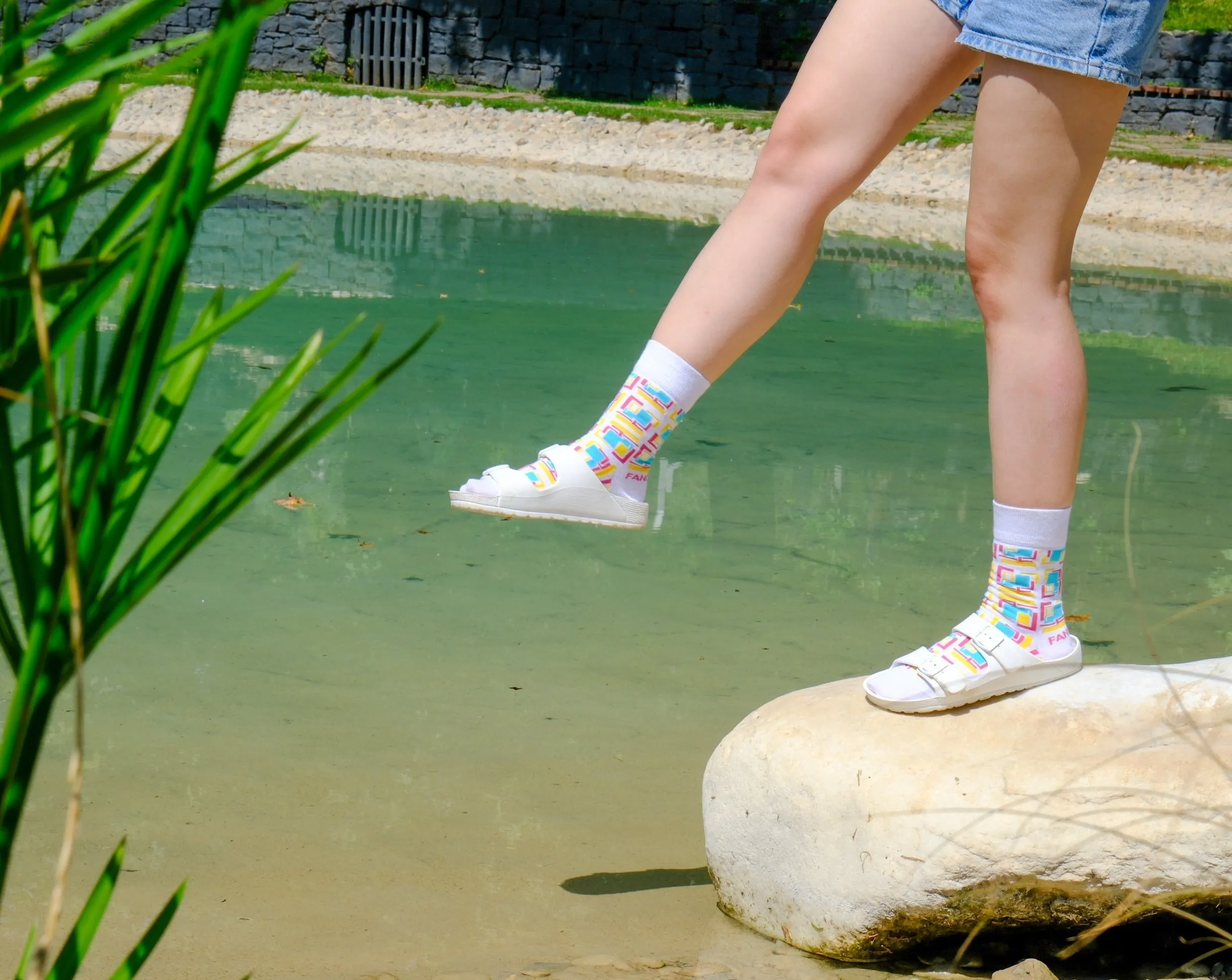 2 Pack Purple and White Geometric Socks