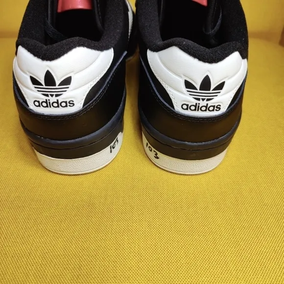 Adidas Rivalry Low Black White Leather 3 Stripe Athletic Mens Sneaker Sz 13 NWOT