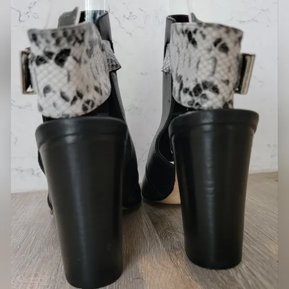 Andrew Stevens Cheyenne Black grunge chic open toe bootie shoes size 7.5
