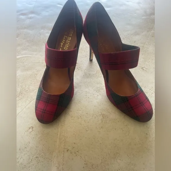 Ann Mariano by Betty muller shoes size 81/2M