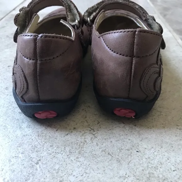 Aster brown leather shoes, 31 EU/ 1US.