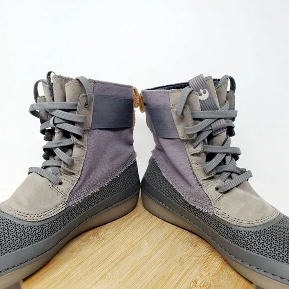 Clarks Boots Womens 8.5 Nature Star Wars Last Jedi Rey Ankle High Lace Up Shoes