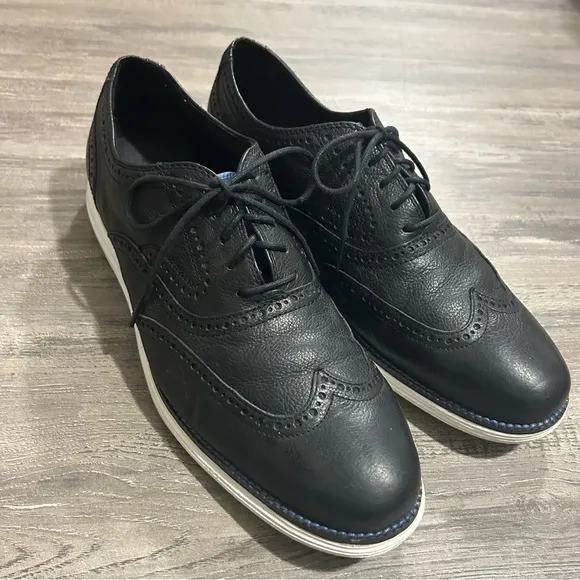 Cole Hahn Original Grand. OS Wingtip Black Leather Shoes