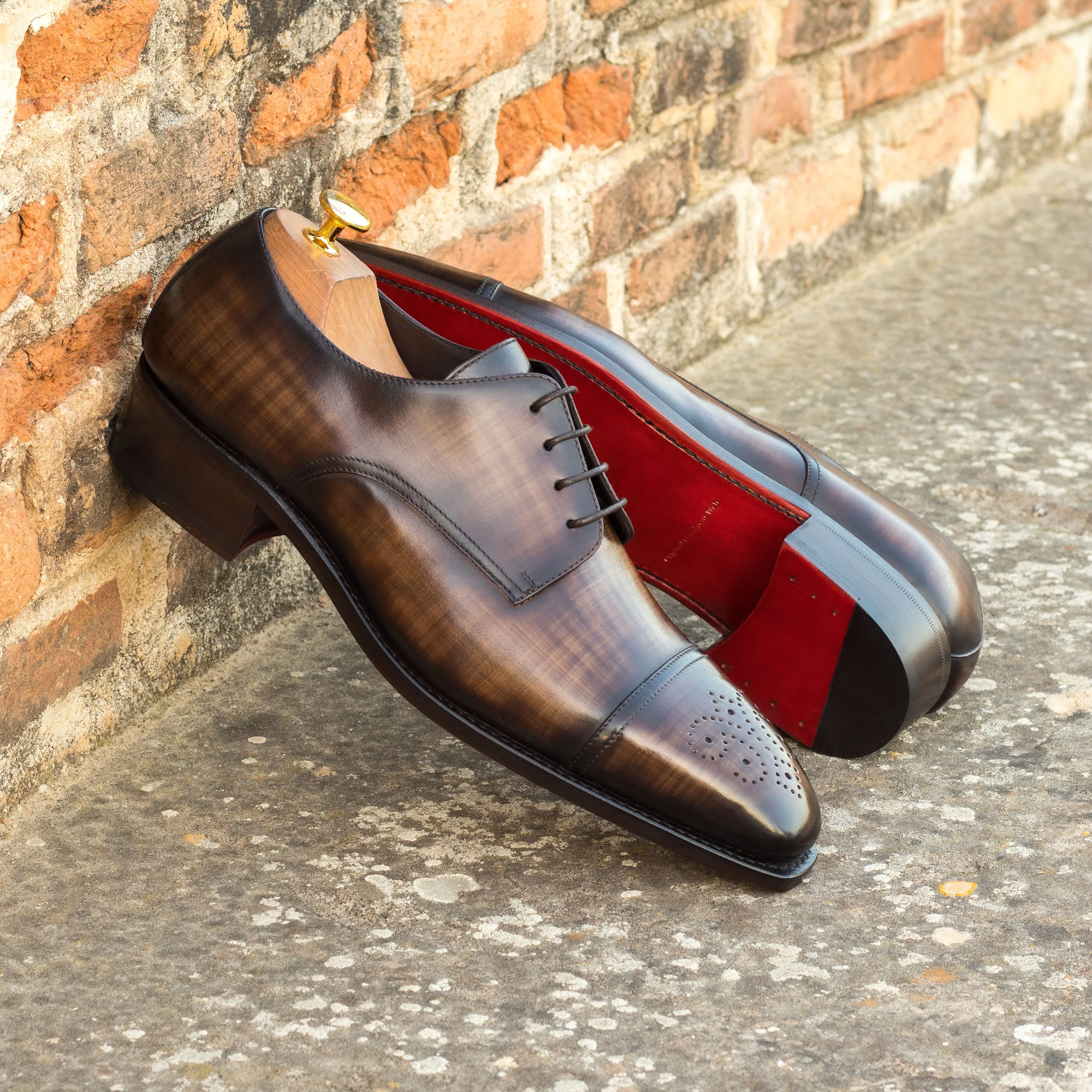 DapperFam Vero in Brown Men's Hand-Painted Patina Derby