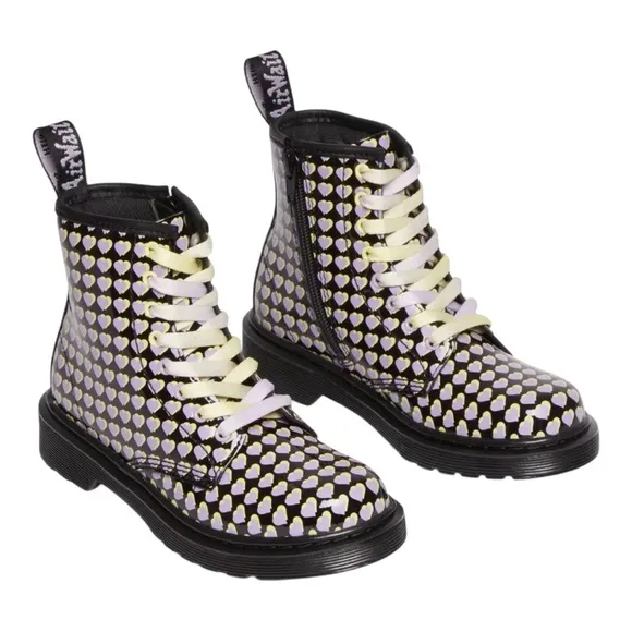 Dr. Martens Girls Patent Printed Heart Boots. NWOB. Size 4.