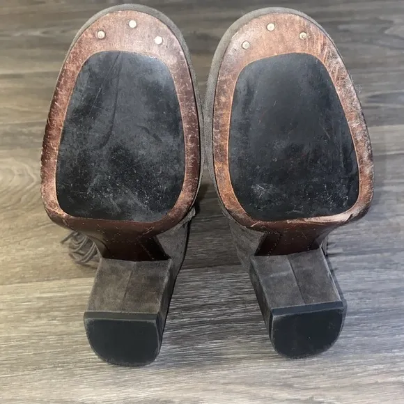 EUC Frye Jodi Fringe Suede Short Ankle Bootie Boots in Smoke Gray Size 6