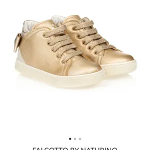 Falcotto by Naturino Girls Gold Leather Trainers size 24 euro Us 8 NWT
