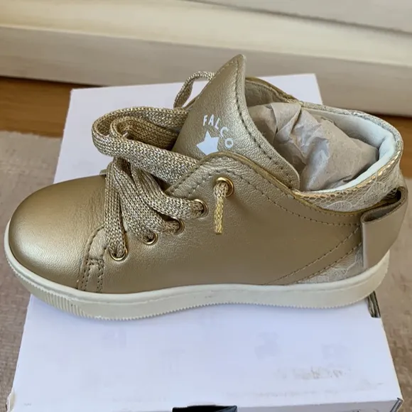 Falcotto by Naturino Girls Gold Leather Trainers size 24 euro Us 8 NWT