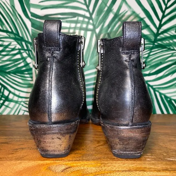 Frye Addie Silver Metallic Leather Double Zip Ankle Boots Women’s 7 B 347030