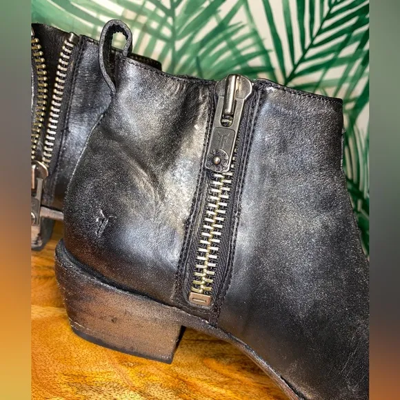 Frye Addie Silver Metallic Leather Double Zip Ankle Boots Women’s 7 B 347030