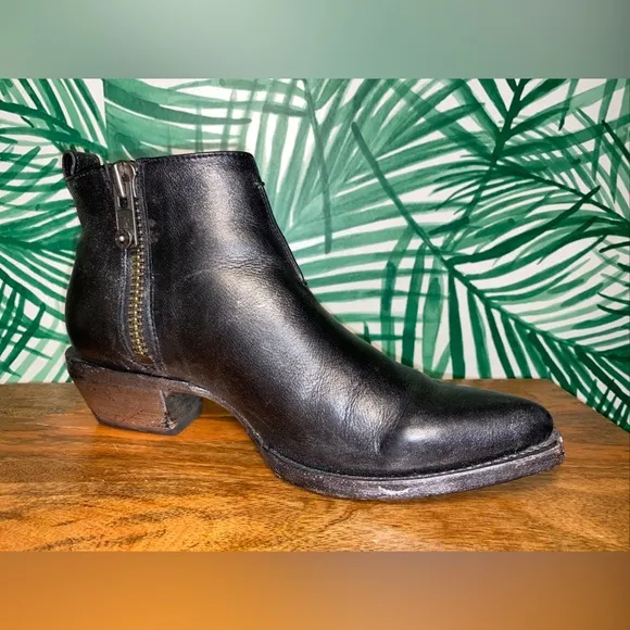 Frye Addie Silver Metallic Leather Double Zip Ankle Boots Women’s 7 B 347030