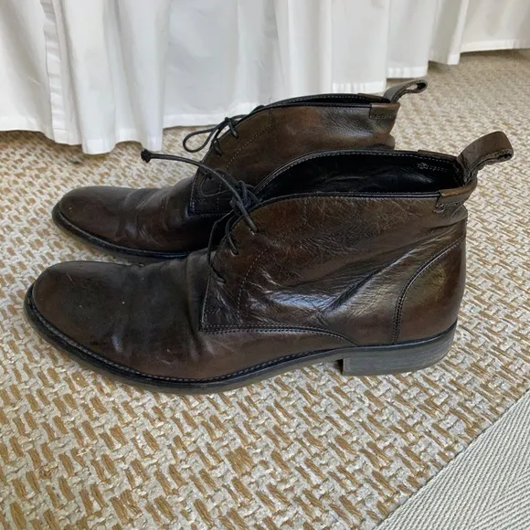 Hip Vince Leather Brunswick Chukka Boots - 8