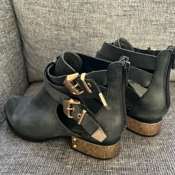 Jeffrey Campbell x Vintage Everly Charcoal Leather Strappy Ankle Boots 6.5