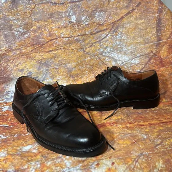 Johnston &amp; Murphy Men's Danridge Plain Toe Oxfords shoes size 8