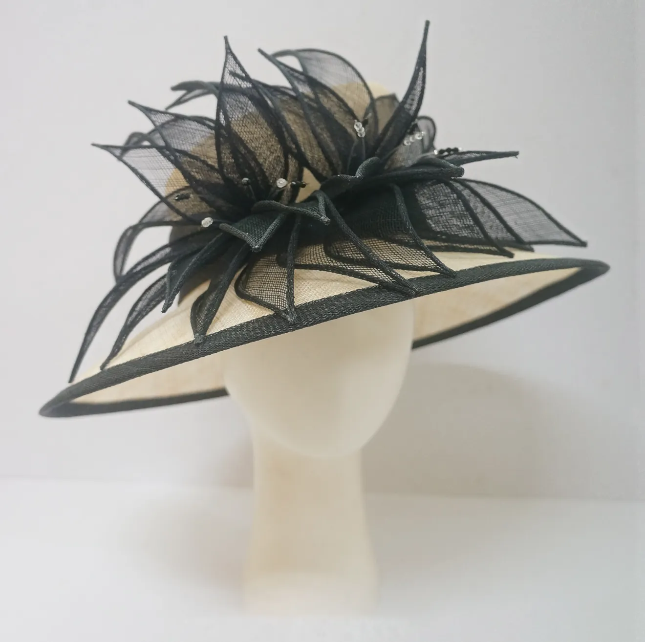 layer of leaves ~ natural / black