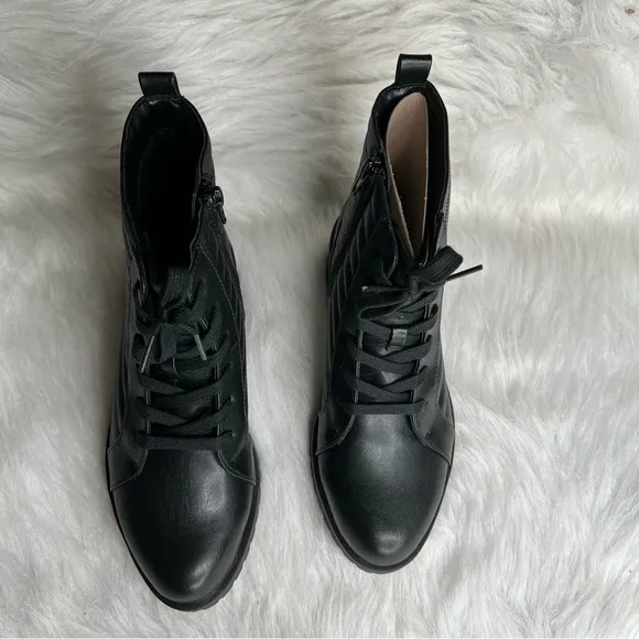 LifeStride Stormy Booties Black Faux Leather Size 7W
