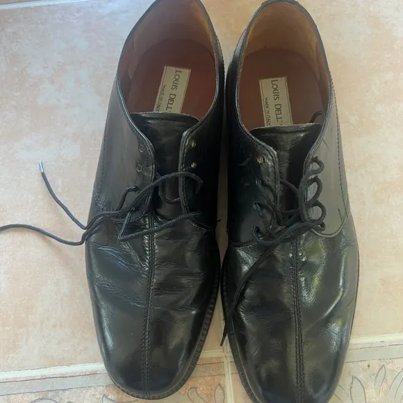 Louis Dell Olio Black leather shoes Mens,size 71/2M excellent condition.