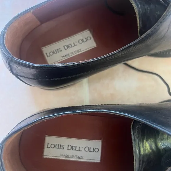 Louis Dell Olio Black leather shoes Mens,size 71/2M excellent condition.