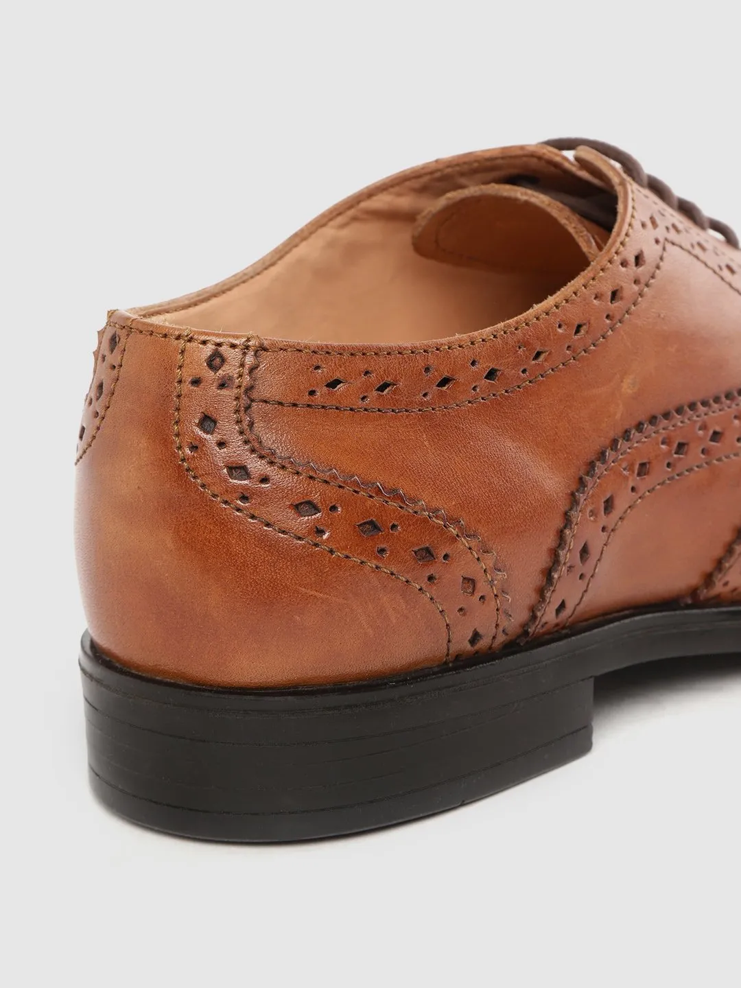 Men Tan Brown Formal Brogue Shoes