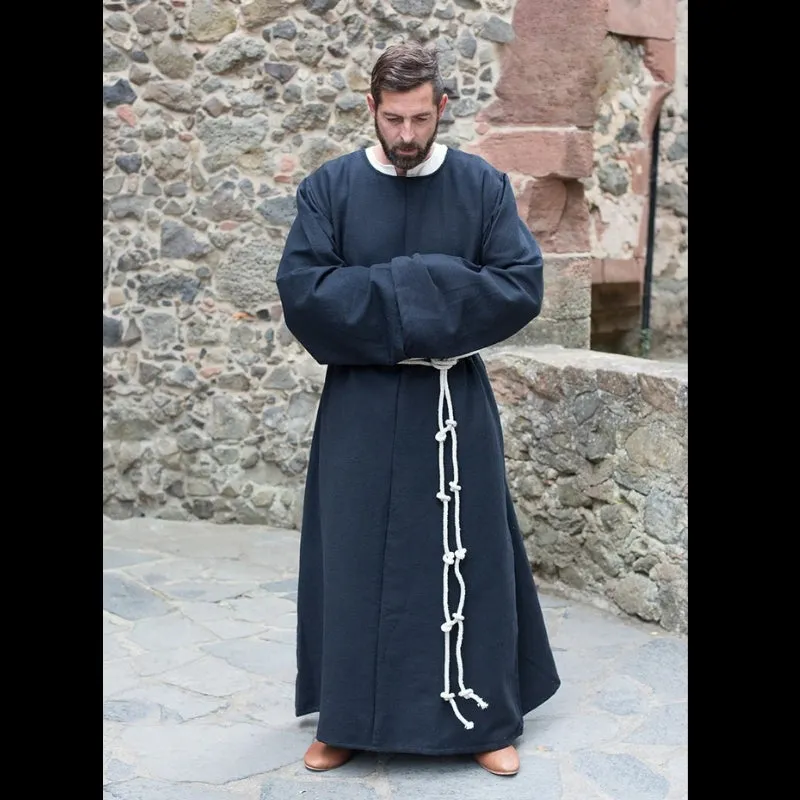 Monk's Habit Benediktus