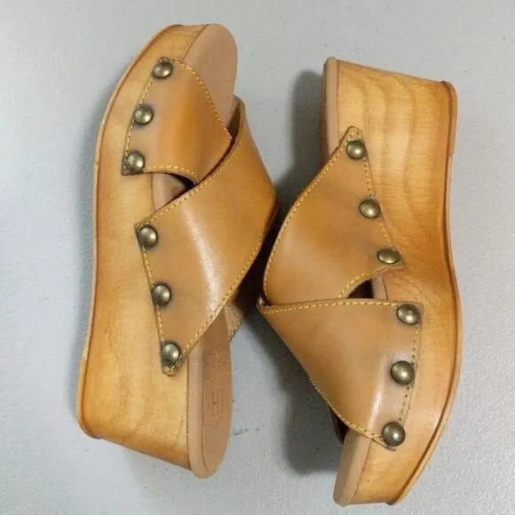 Nala leather mule wedge sandal by Hanks 36/6 US