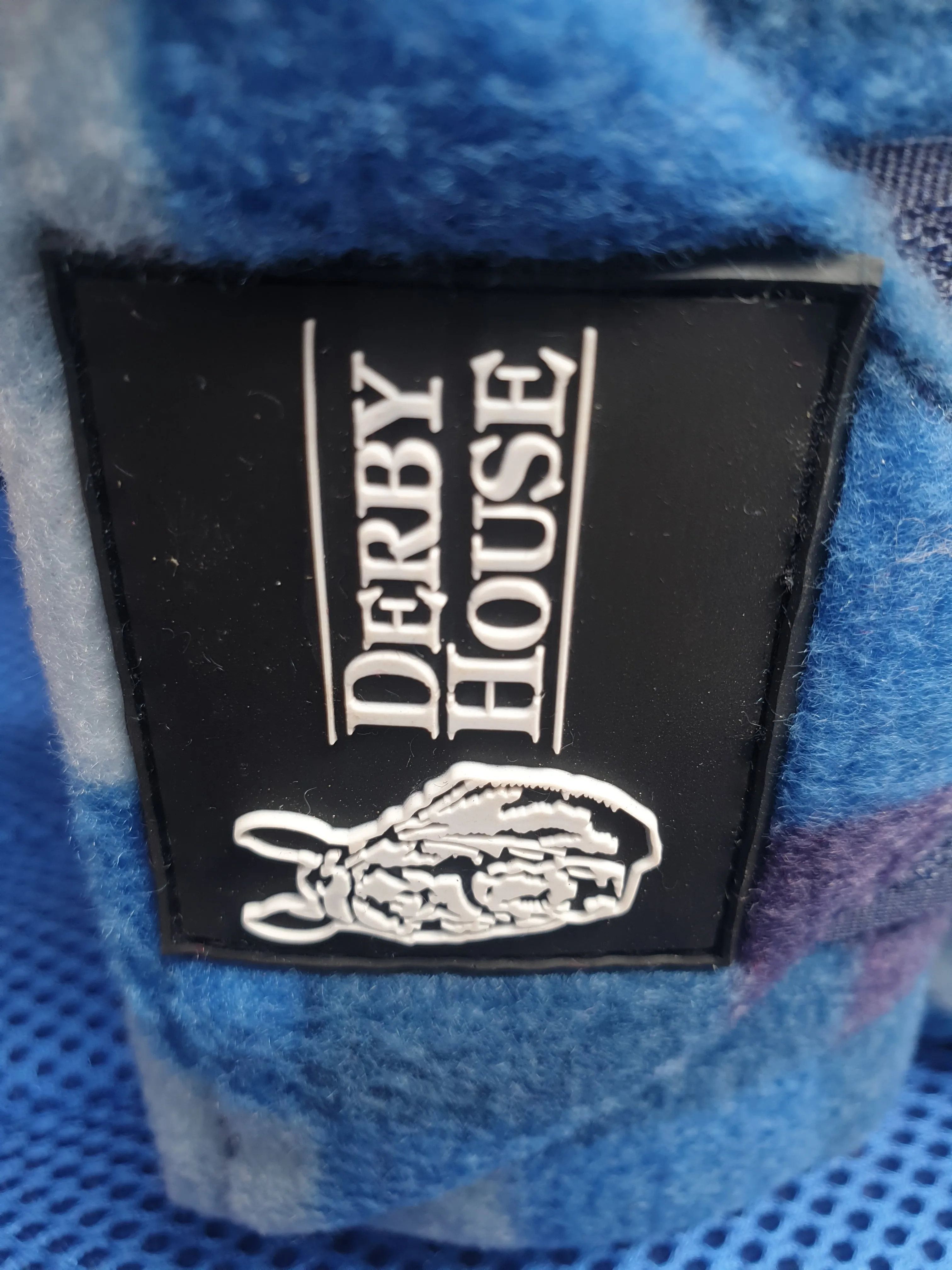 NEW Set of 4 Derby House  blue checked fleece bandages FREE POSTAGE ✅