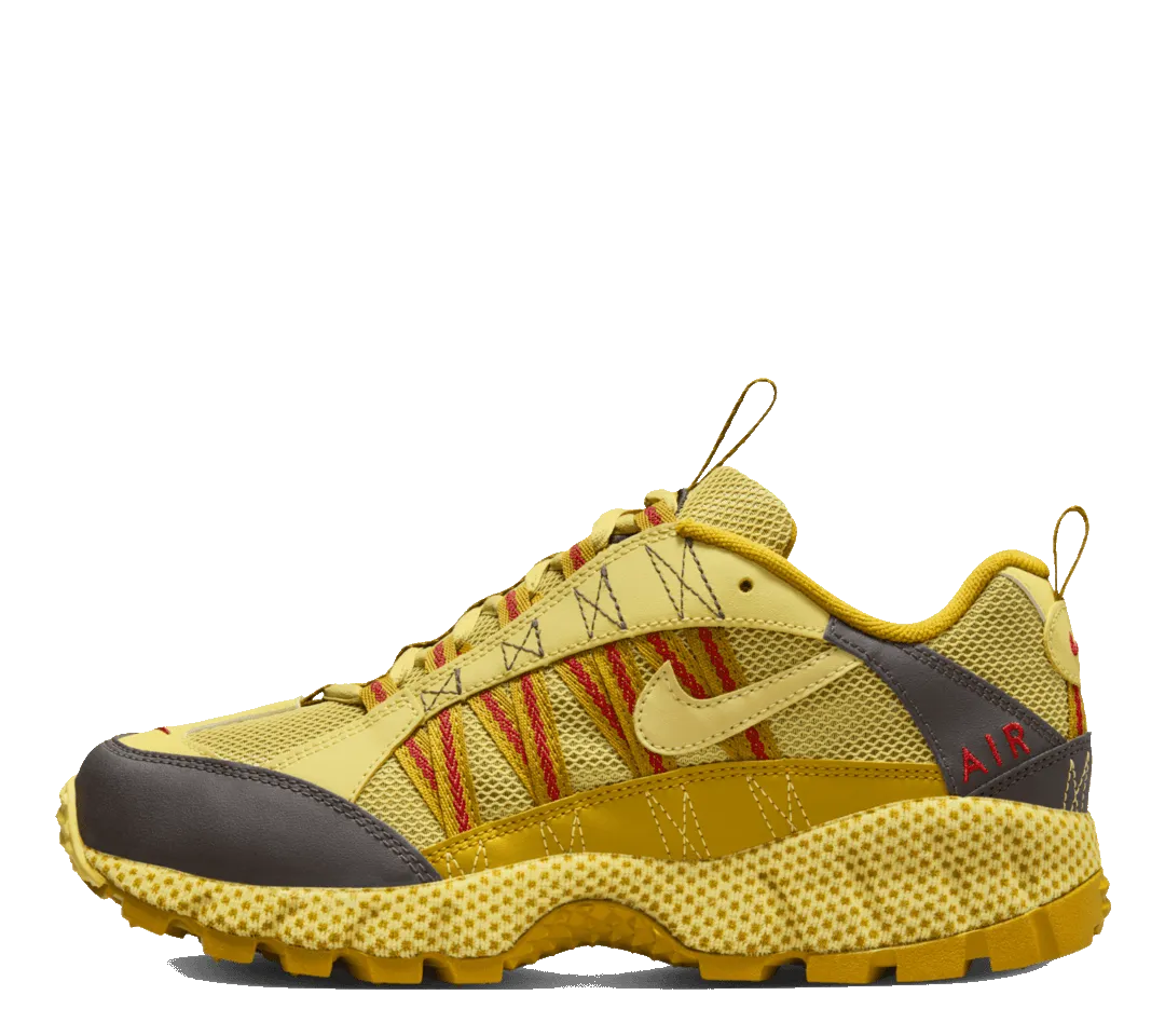 Nike Air Humara "Buff Gold"
