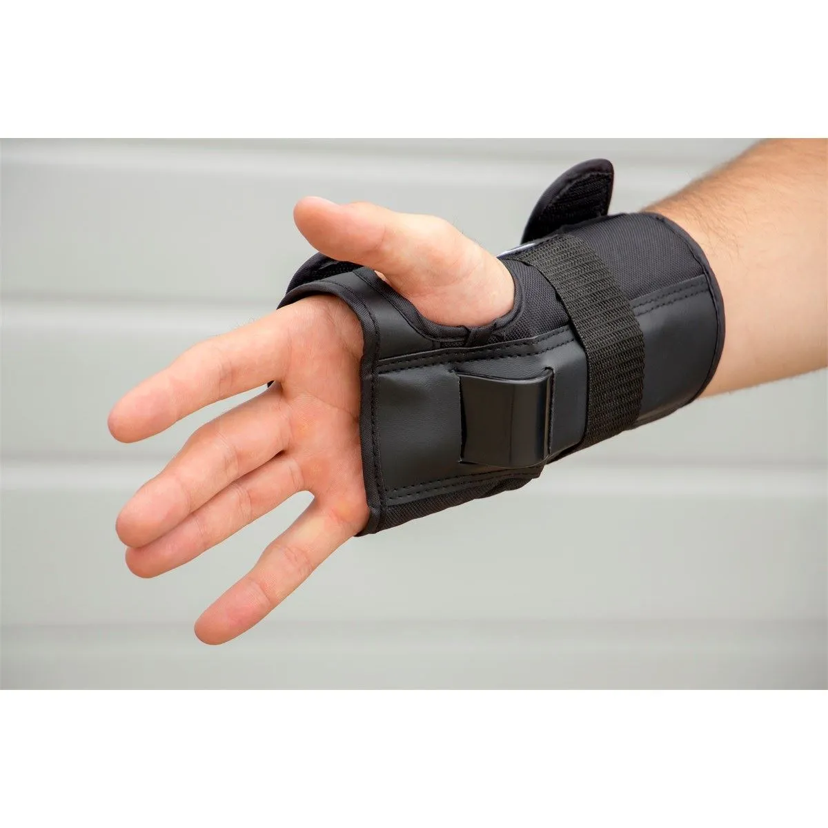 REKD Skateboard Skate Scooter BMX Wrist Guards - Black