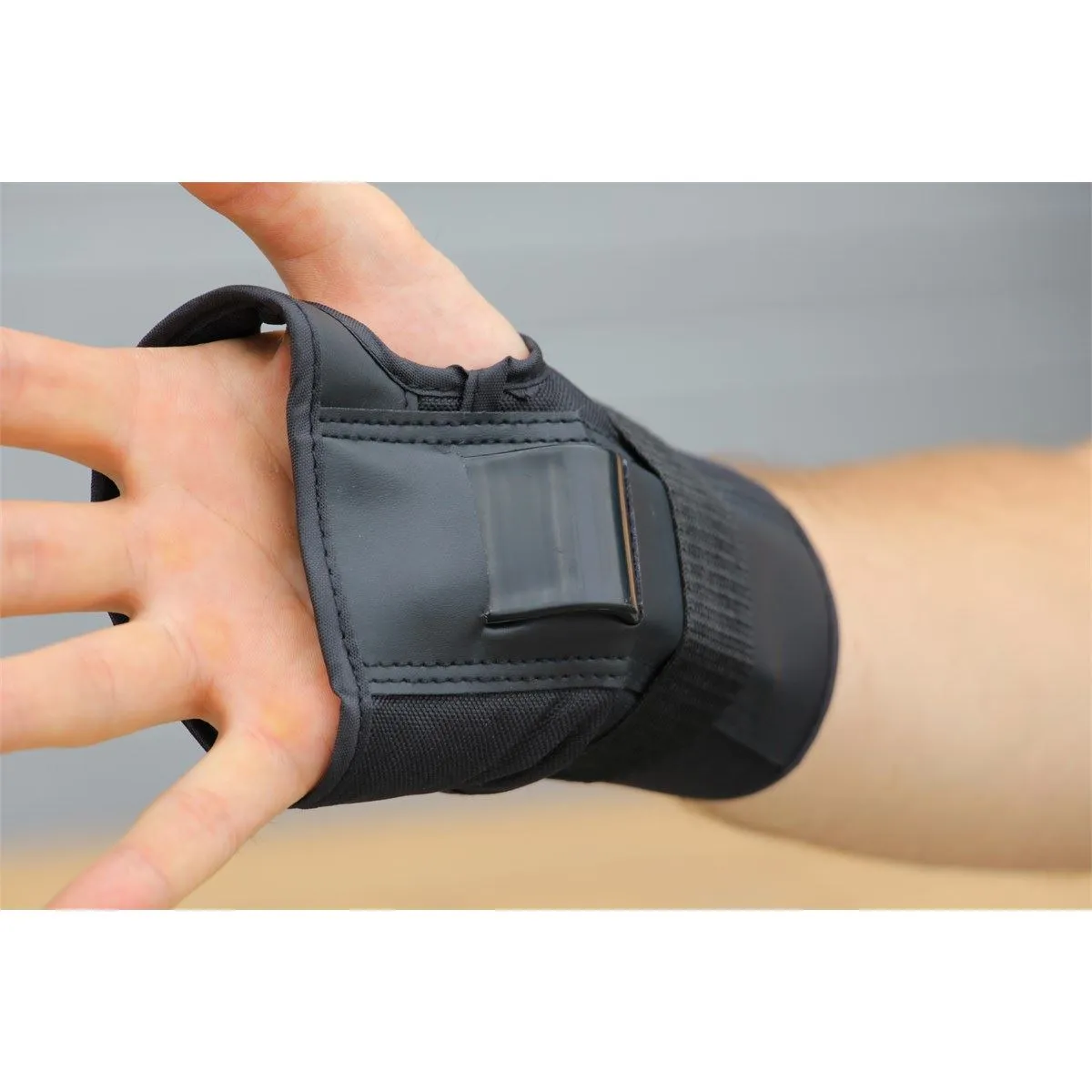 REKD Skateboard Skate Scooter BMX Wrist Guards - Black
