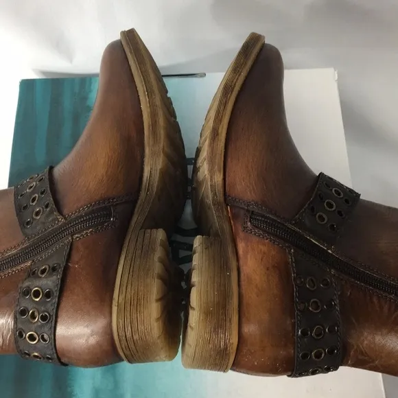 Roan Bed Stu Women’s Faira Tan Crust Gearshift Boot Size 7.5 Like-NEW Condition