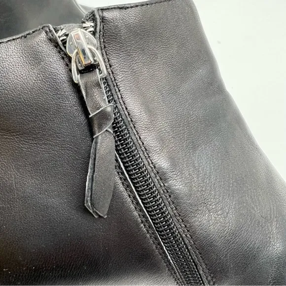 Saks Fifth Avenue Jamie Black Leather Ankle Boot Size 10