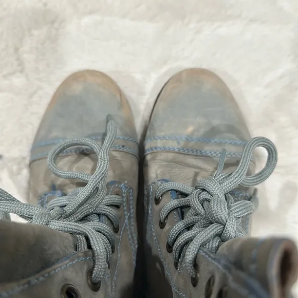 Steve Madden Troopa Combat Boot Dusty Blue size 8