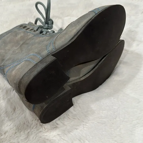 Steve Madden Troopa Combat Boot Dusty Blue size 8