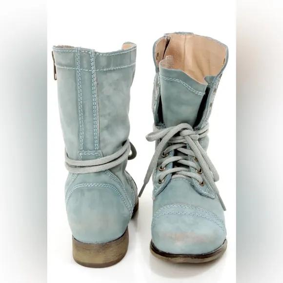 Steve Madden Troopa Combat Boot Dusty Blue size 8