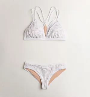 Straits ~ Perforated White Sand