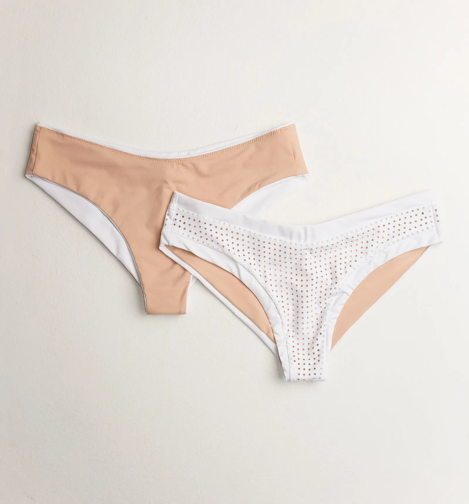 Straits ~ Perforated White Sand