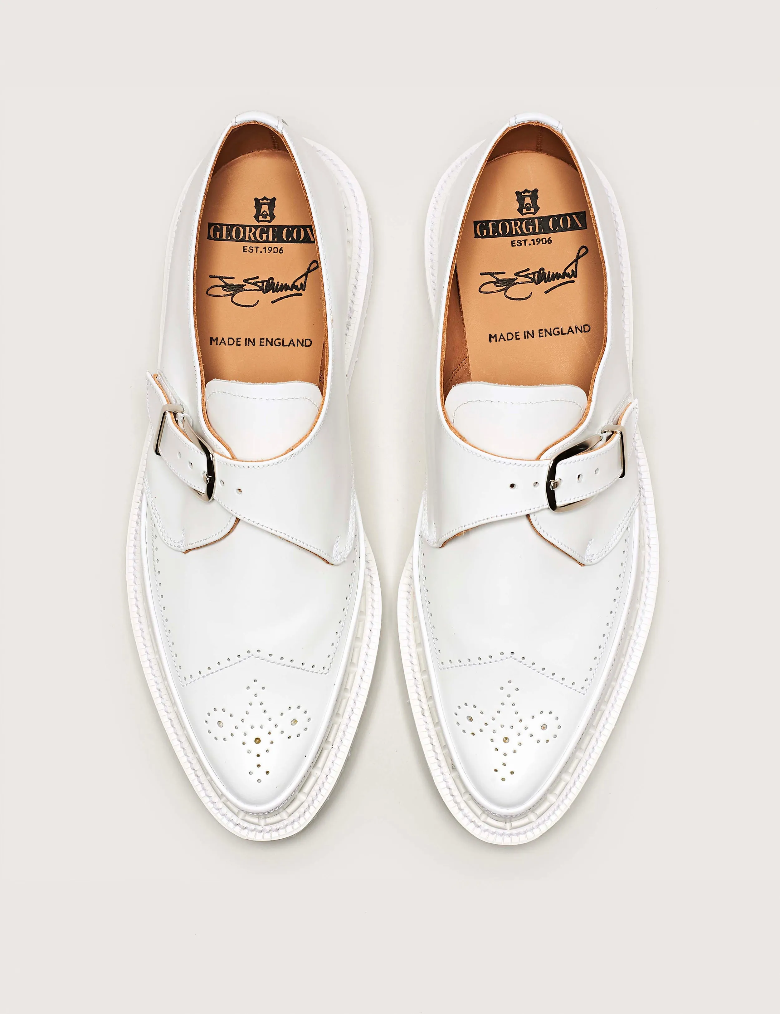 Strummer Monk White