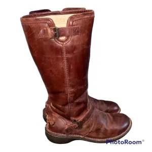 UGG Brown Leather Tupelo Shearling Boots