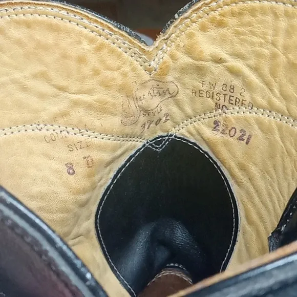 Vintage Justin black leather men's boots size 8