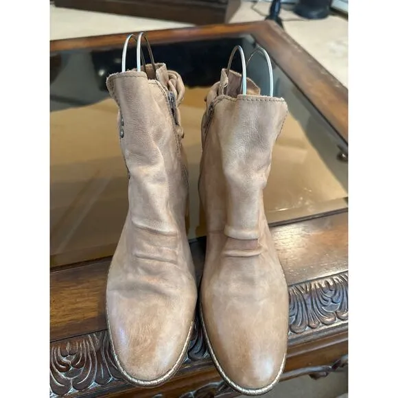 Women’s Free People Landslide Leather Ankle Boots. Size 37 ( 6.5 )