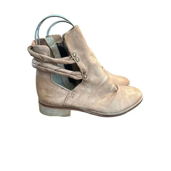 Women’s Free People Landslide Leather Ankle Boots. Size 37 ( 6.5 )